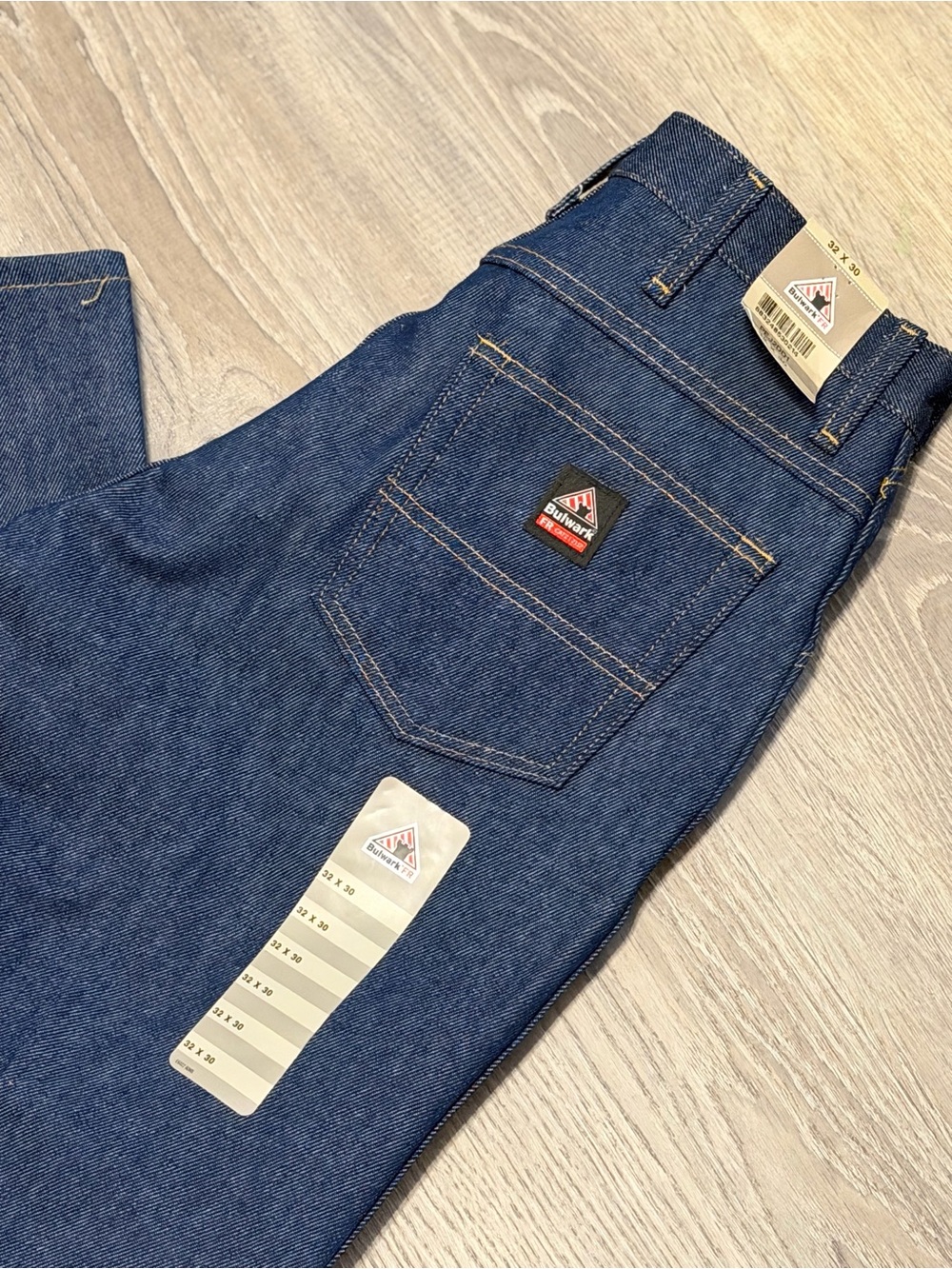 Men’s Relaxed Excel FR Jeans - Picture 2 of 7